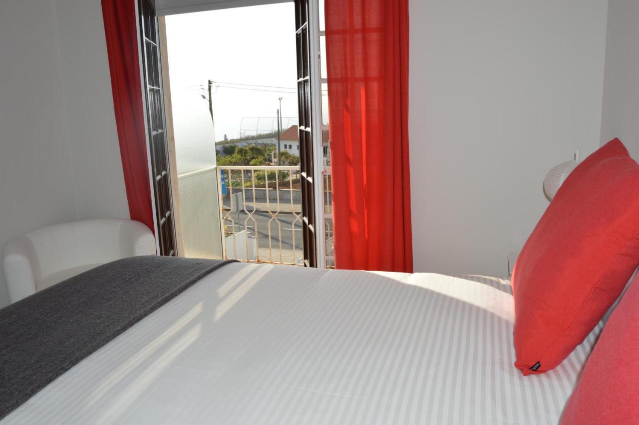 Casa Do Rochedo Apartment Ribamar  Exterior photo